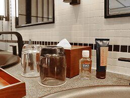 Flow And Co. Qingdao, Autograph Collection