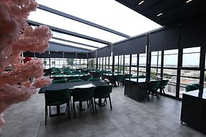Sur Central Hotel