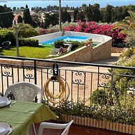 Rock Garden Villa in Isola