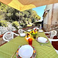 Rock Garden Villa in Isola