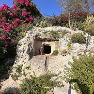 Rock Garden Villa in Isola