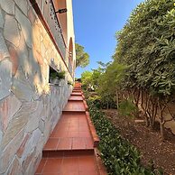 Rock Garden Villa in Isola