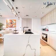 Luxe and Modern Duplex in Difc