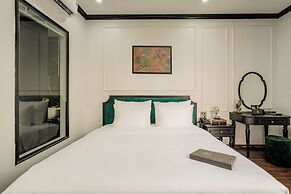 Elegant Boutique Hotel Ha Long
