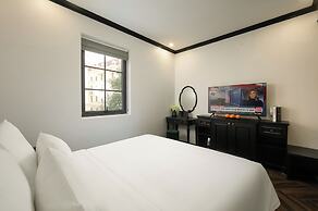 Elegant Boutique Hotel Ha Long