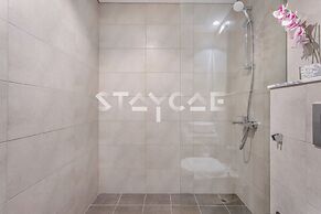 Staycae Holiday Homes - Aykon C