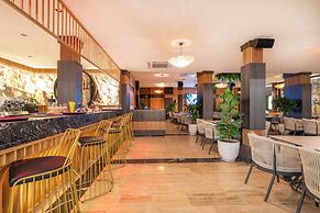 Simus Beach Hotel