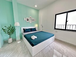 Corgi House Danang
