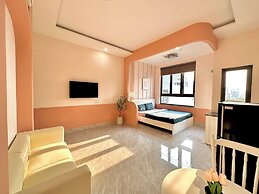 Corgi House Danang