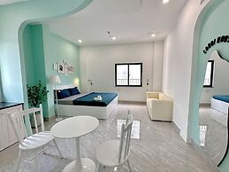 Corgi House Danang