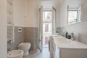 Luce Apartment in Como