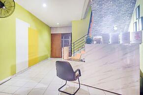 Hotel O J&B Smart Jatinegara