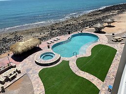 Palacio del Mar by Rocky Host