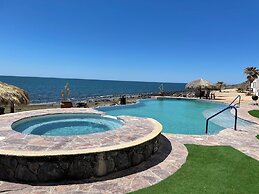 Palacio del Mar by Rocky Host