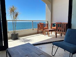 Palacio del Mar by Rocky Host