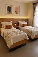 Kumkat Hotel
