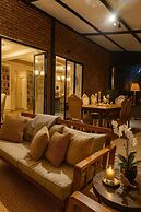 Kumkat Hotel