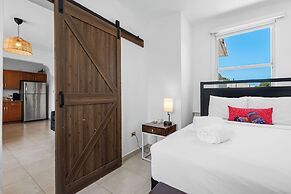Cacique by Otium
