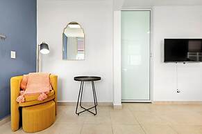 Cacique by Otium