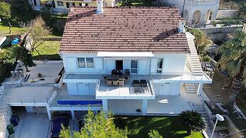 Waterfront Apartment Petrovina