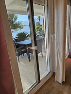 Waterfront Apartment Petrovina