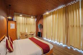 WOW STAYZ2 Ashoka Grand