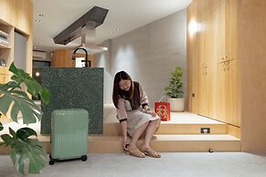 J Youai House