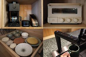 J Youai House