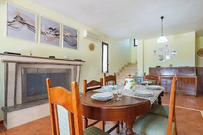 Villa Mattalia 500m From Sea