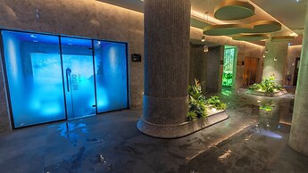 Mola Istanbul