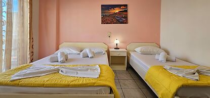 Chariclia Hotel