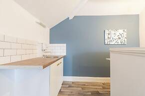 Stunning 5-bed Maisonette in Bristol