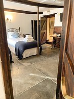 The New Inn