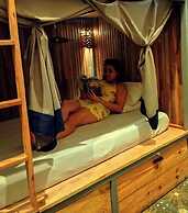 MEDITERRANEO HOSTEL