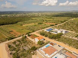 Villa Miki