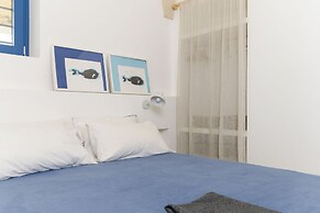 Casa Blue con piscina by Wonderful Italy