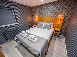 The Quayside Hotel and Bar