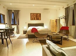 Luxury Style Apartments