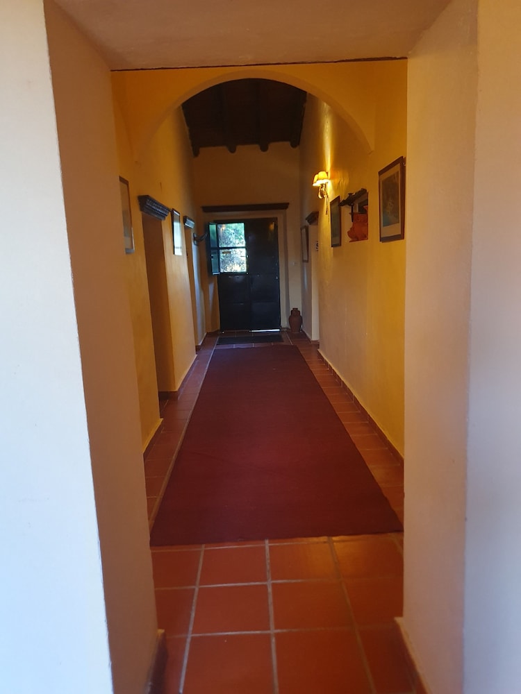 HOTEL RURAL EL VAQUERIL