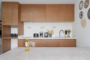Moderno Loft Temple II A112 By Sandy Powerful