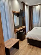 Çardak Alti Otel