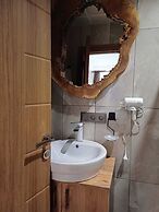 Çardak Alti Otel