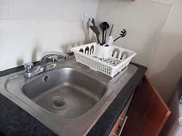 Lovely 1- Double Bed Studio in London