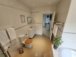Silver Gates BnB