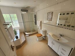 Silver Gates BnB
