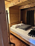 Beaverfoot Lodge