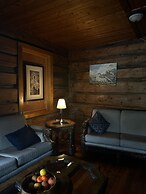 Beaverfoot Lodge