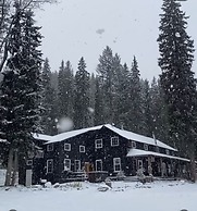Beaverfoot Lodge
