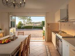 Villa Rosy Comfortable Holiday Residence