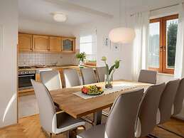 Villa Rosy Comfortable Holiday Residence